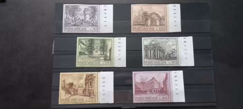 VATICAN   CRISTMAS 1964   STAMP SET OF THREE UMM   SG 439-441