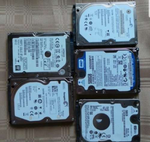 8x Laptop Hard Drives Sold as 1, Untested