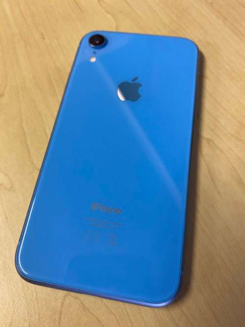 iPhone XR 64gb blue