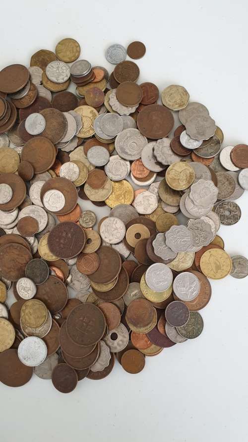 CRAZY R1 AUCTION: 400 Coins LOT - Bid per coin to win lot