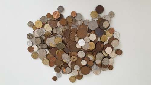 CRAZY R1 AUCTION: 400 Coins LOT - Bid per coin to win lot