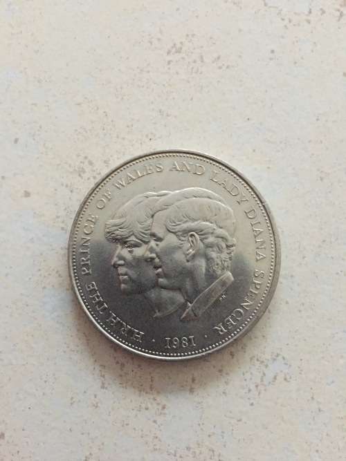 Commemorative 1981 Crown for the Wedding of the Prince and Princess of Wales.