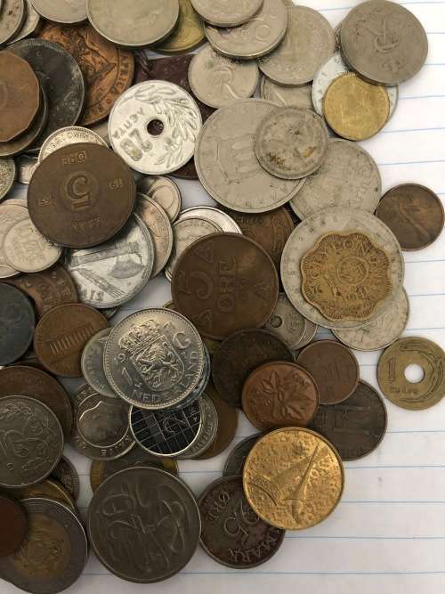 A Lot of 250 International Coins