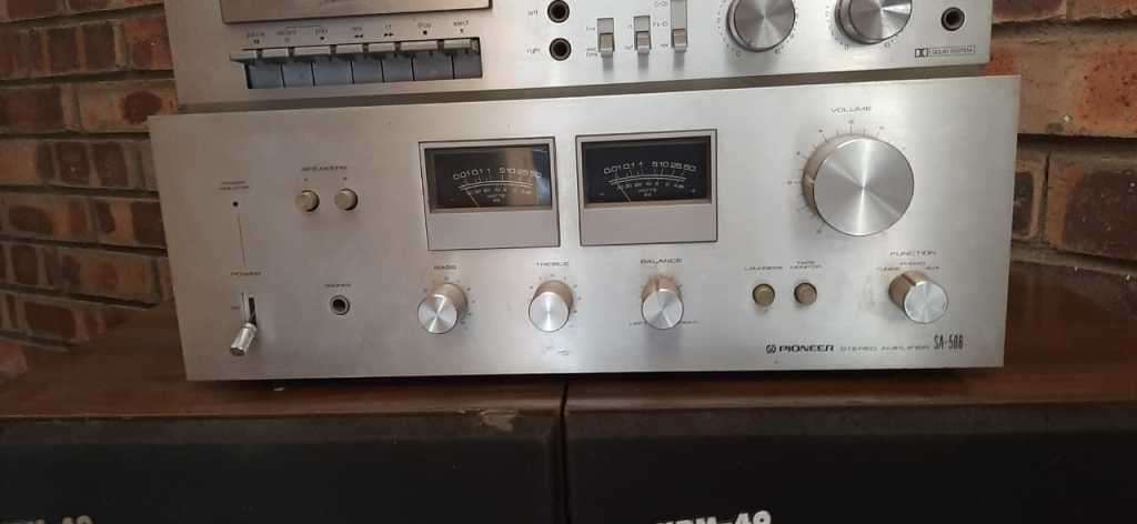 Antique Pioneer Hifi system with speakers, cassette deck and turntable