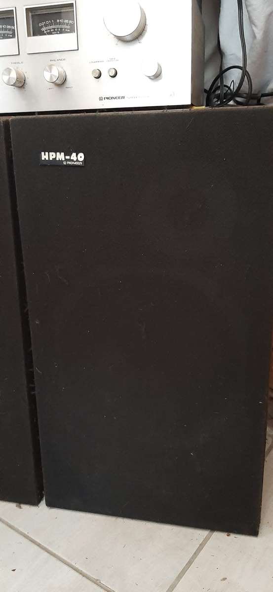 Antique Pioneer Hifi system with speakers, cassette deck and turntable