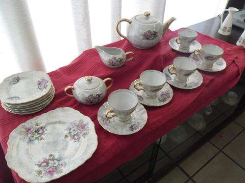 STRATHMORE FINE CHINA HAND PAINTED 22 PIECE DESIGN 4854