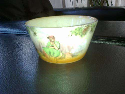 ROYAL DOULTON THE GLEANERS (SMALL BOWL)