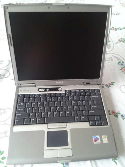 Dell D610 1.8GHz, 1GB RAM, 60GB HDD, Windows 7 Pro (VOETSTOOTS)