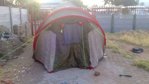 Camp Master 5.1 Family Dome Tent