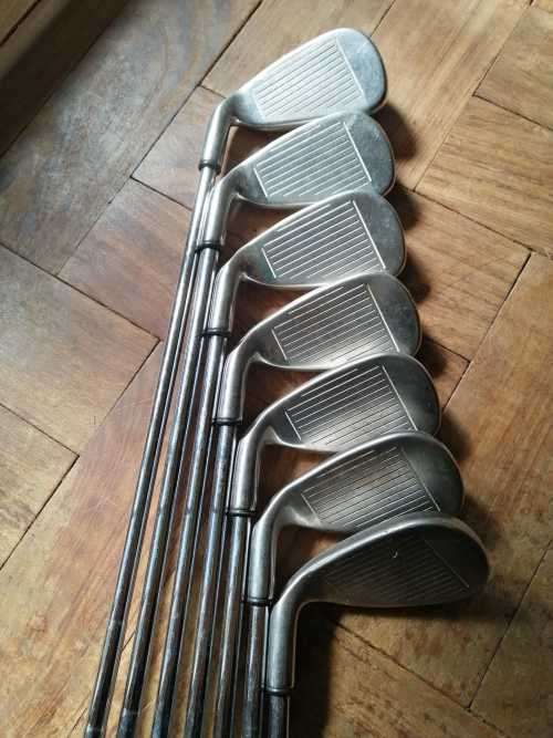 Gold club set and bag - Callaway Diablo edge