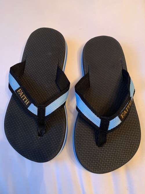Faith Surfer Joe flip-flops UK9