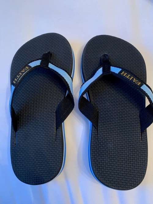 Faith Surfer Joe flip-flops UK9