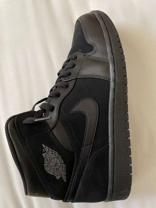 Air Jordan 1 Mid Black UK10