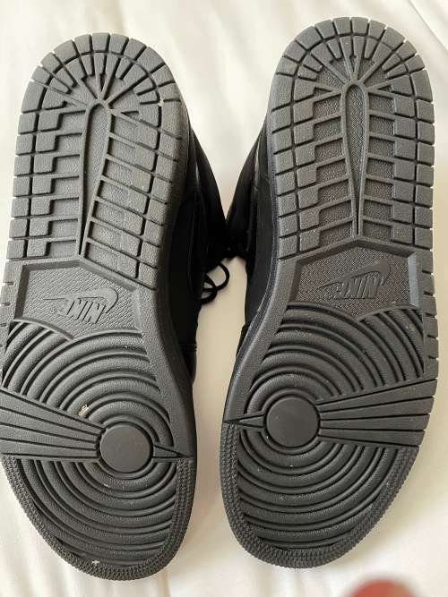 Air Jordan 1 Mid Black UK10