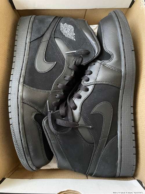 Air Jordan 1 Mid Black UK10