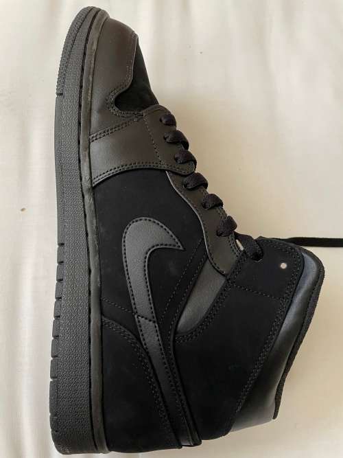 Air Jordan 1 Mid Black UK10
