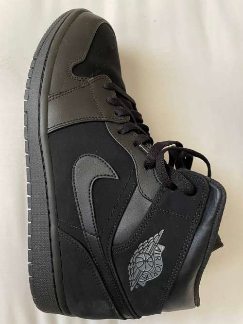Air Jordan 1 Mid Black UK10