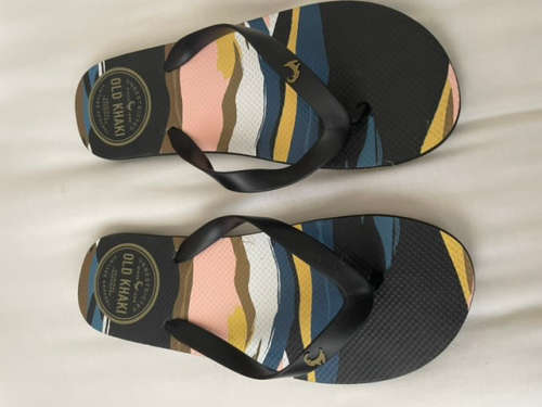 Old Khaki Pacifico flip flops UK9