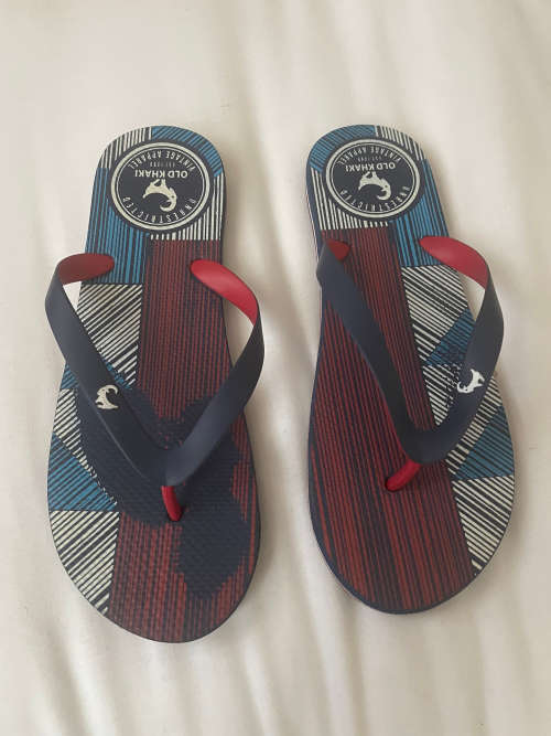 Old Khaki flip-flops UK9