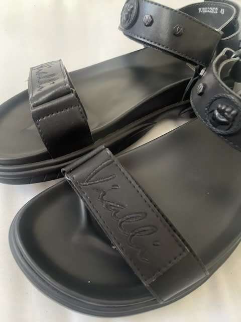 Vialli Nokanni Sandals UK9