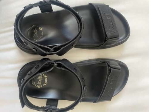 Vialli Nokanni Sandals UK9