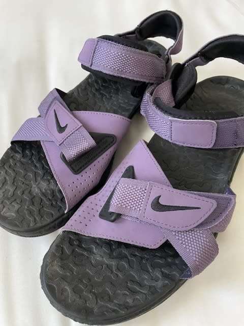 Nike Air Deschutz Sandals UK9