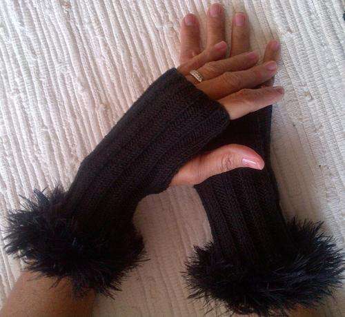 TRENDY WINTER GLOVES