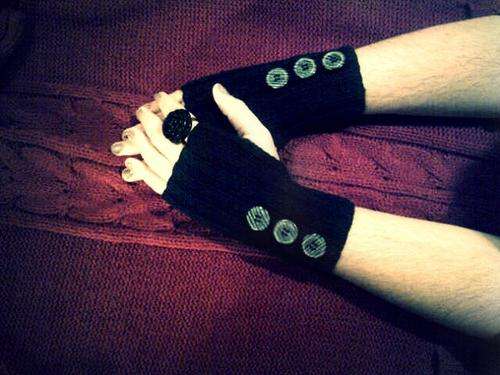 TRENDY WINTER GLOVES