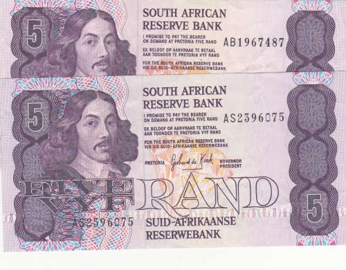2 R5 notes Signed by Gov,G P C de Kock in UNC Grade One bid take both