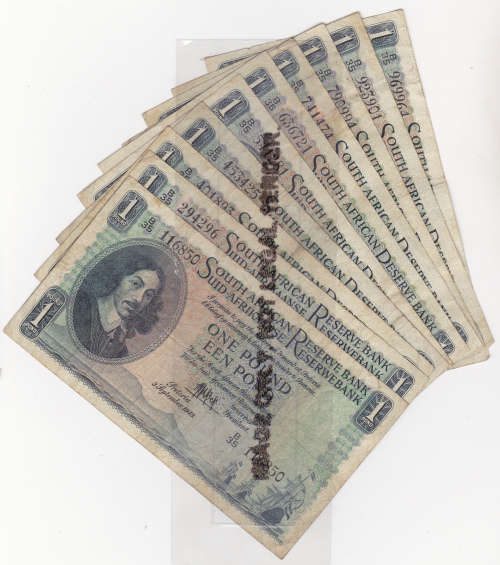 1949 9 X 1 pound notes All dated 3/9/49 and same serialno B35. By gov MH de Kock in F-VF grade