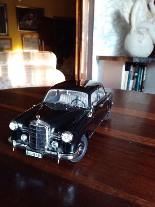 MERCEDES BENZ 180 PONTON