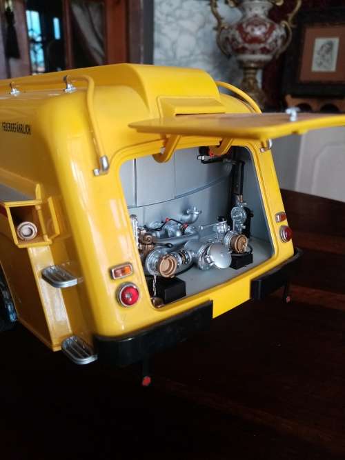 MERCEDES BENZ L6600 TANKER TRUCK