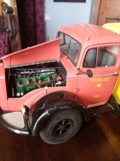 MERCEDES BENZ L6600 TANKER TRUCK