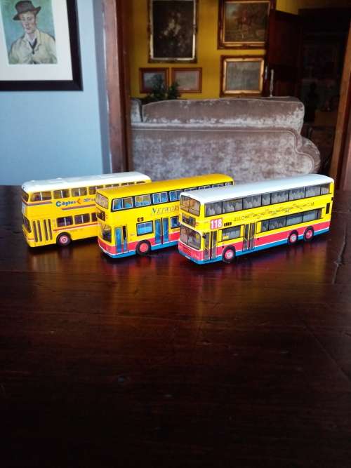 BUSES ( SET OF 3)