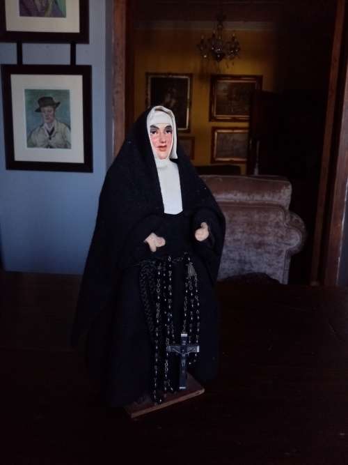 nun doll/figurine ( re listed due too non payment)