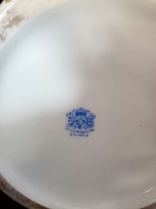 BAVARIAN JAR WITH LID