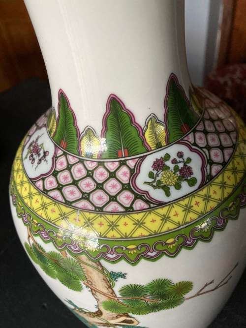 VERY LARGE ORIENTAL VASE