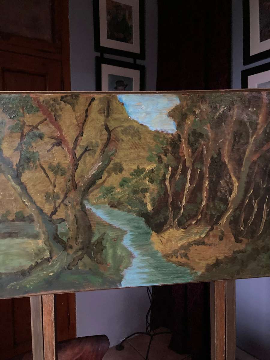 WOODEN WINE TASTING TABLE