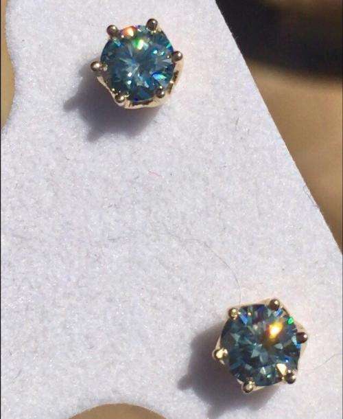 1.89cts - PAIR GLORIOUS!!! GOOD SPARKLES BLUE/YELLOW/GREEN - MULTI COLOURS MOISSANITE - HUE DIAMOND