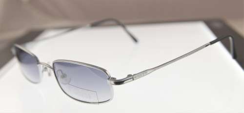 GUESS*** Branded Sunglasses - Matrix Look - R1 Start with NO Reserve