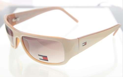 TOMMY HILFIGER*** Sunglasses - R1 Start with NO Reserve