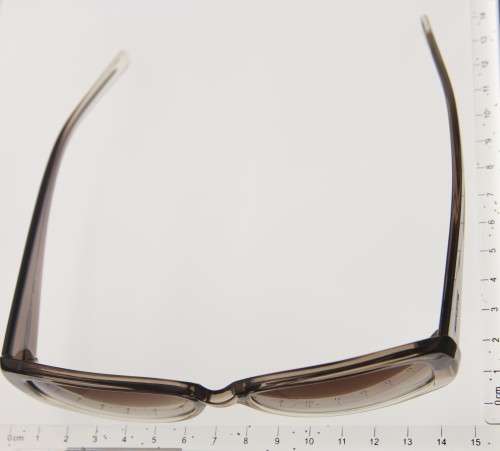 GUESS*** Branded Sunglasses - R1 Start with NO Reserve