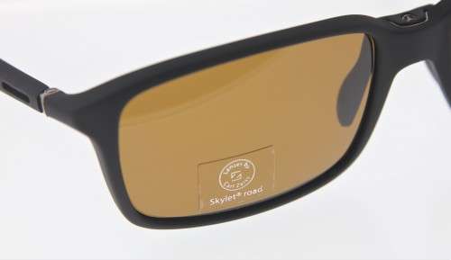 MERCEDES-BENZ Sunglasses - Made in Italy - Carl Zeiss Lenses - R1 Start with NO Reserve