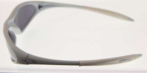 OAKLEY Sunglasses - Made in USA - R1 Start with NO Reserve