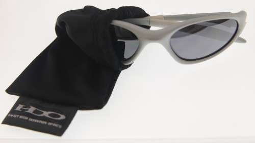 OAKLEY Sunglasses - Made in USA - R1 Start with NO Reserve