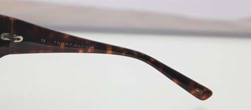 TOMMY HILFIGER Sunglasses - Valentines Special `Tortoiseshell Design` - R1 Start with NO Reserve