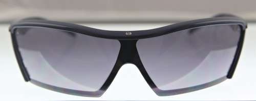 MERCEDES-BENZ Sunglasses - Made in Italy - R1 Start with NO Reserve