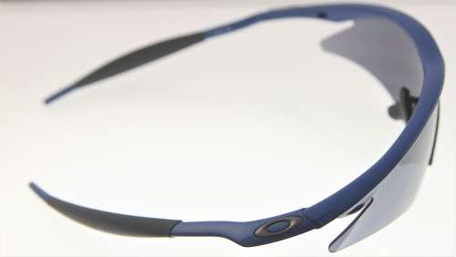 OAKLEY Sunglasses - Made in USA - Unilens - R1 Start with NO Reserve