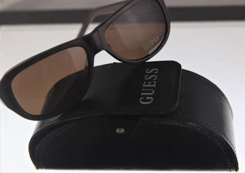 GUESS Sunglasses - R1 Start with NO Reserve