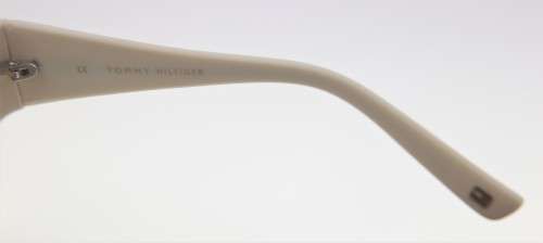 TOMMY HILFIGER Sunglasses - R1 Start with NO Reserve